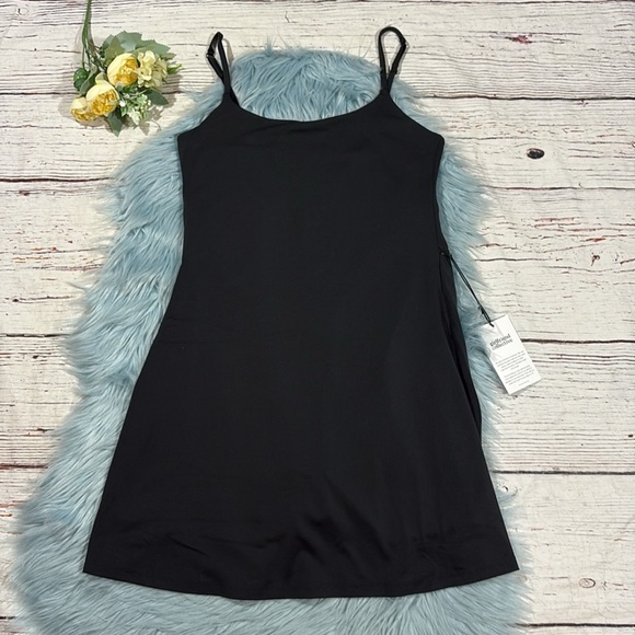 NWT Girlfriend Collective Black Float Juliet Exercise Dress - Picture 6 of 9